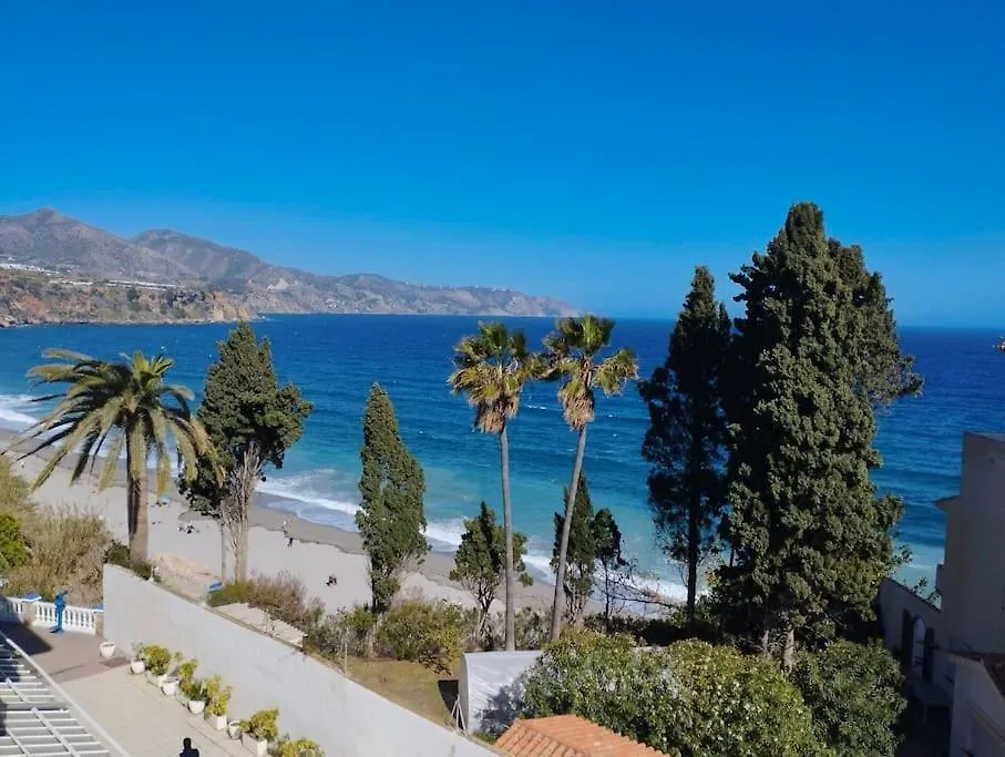 Stunning Apartment With Sea Views At Calle Carabeo, Nerja